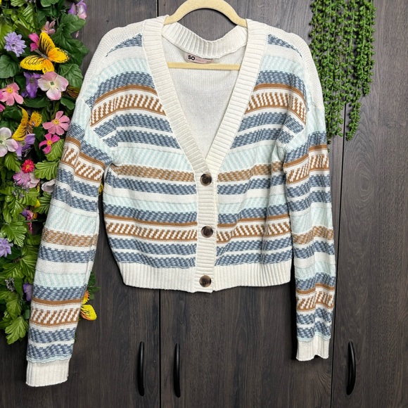 💙2/$40💙SO Woven Button Down Long Sleeve Cardigan Size Small - Picture 2 of 15